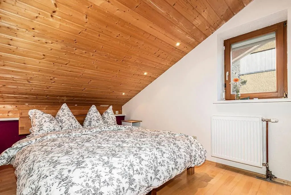 Apartment Privatzimmeroase Felicitas Exklusive Zimmer Zirl